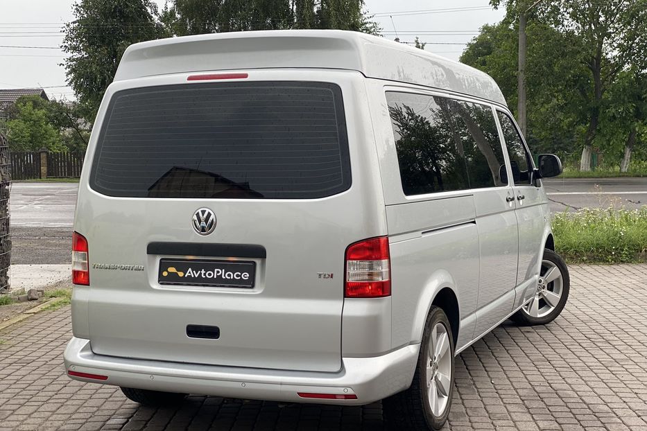 Продам Volkswagen T5 (Transporter) пасс. 2015 года в Луцке