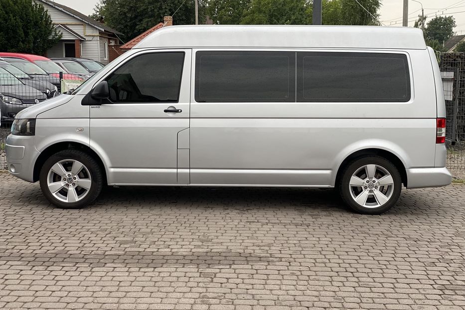 Продам Volkswagen T5 (Transporter) пасс. 2015 года в Луцке