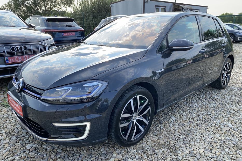 Продам Volkswagen e-Golf ТепловийDynaudioFullLEDКруїз 2019 года в Львове