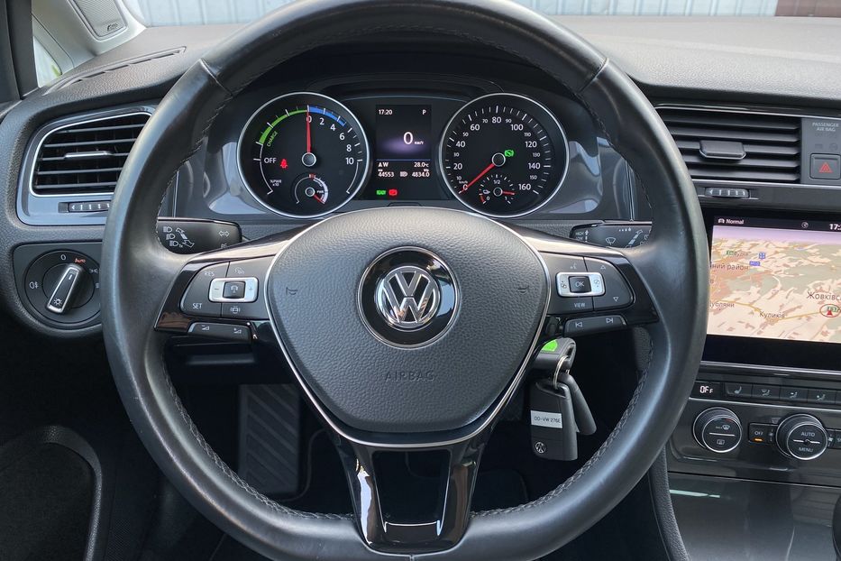 Продам Volkswagen e-Golf ТепловийDynaudioFullLEDКруїз 2019 года в Львове