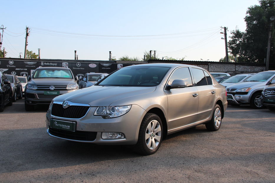 Продам Skoda Superb 2013 года в Одессе