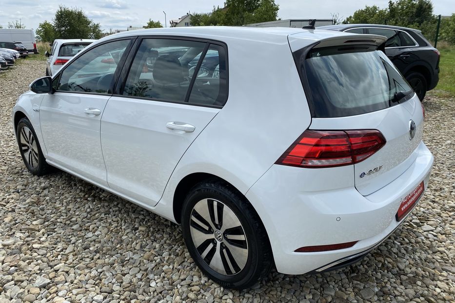 Продам Volkswagen e-Golf 35.8 kWh Комплект коліс 2020 года в Львове