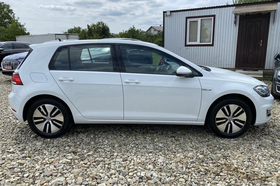 Продам Volkswagen e-Golf 35.8 kWh Комплект коліс 2020 года в Львове