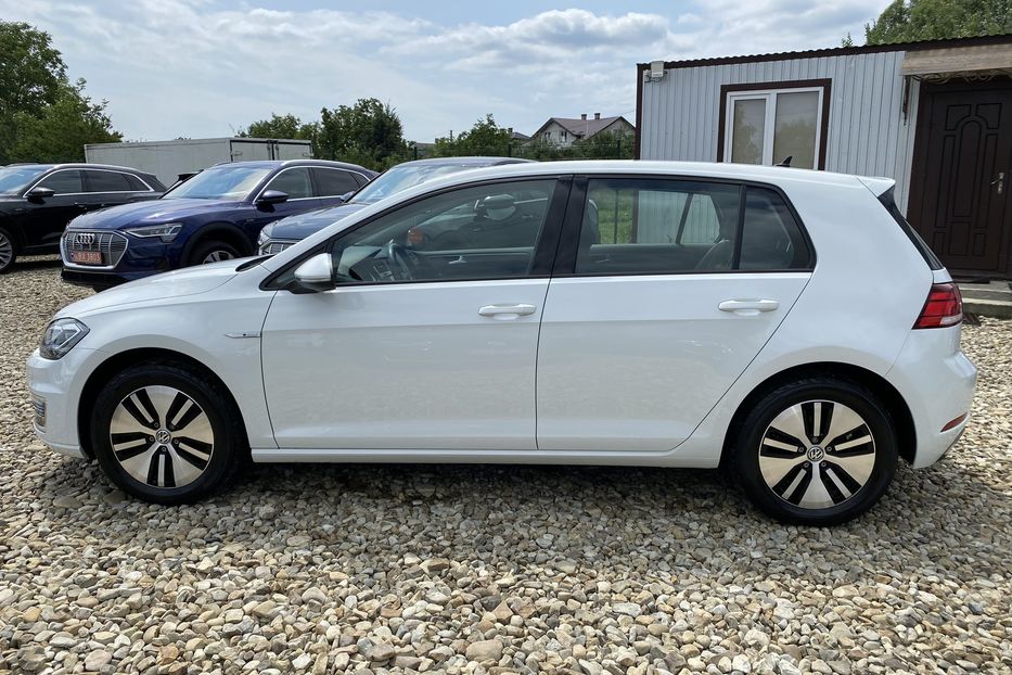 Продам Volkswagen e-Golf 35.8 kWh Комплект коліс 2020 года в Львове