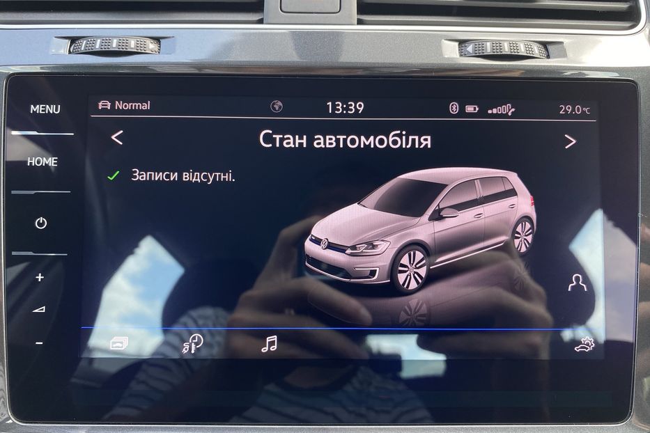 Продам Volkswagen e-Golf Автосвітло Virtual Cockpit CCS 2019 года в Львове