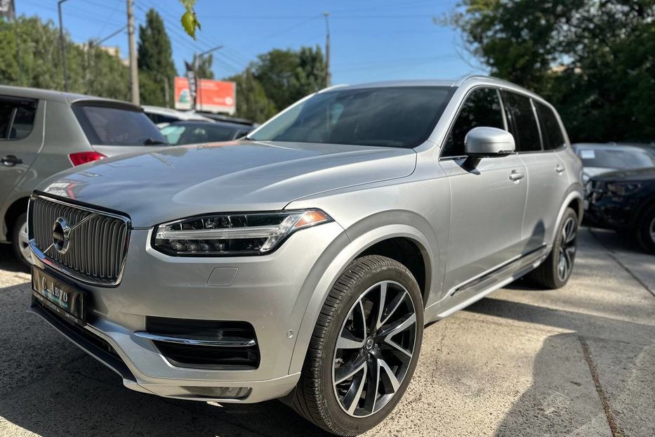 Продам Volvo XC90 2017 года в Черновцах