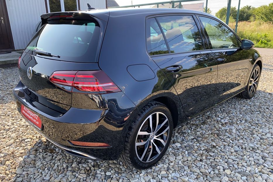 Продам Volkswagen e-Golf FullLED Dynaudio МадридR17 ССS 2020 года в Львове