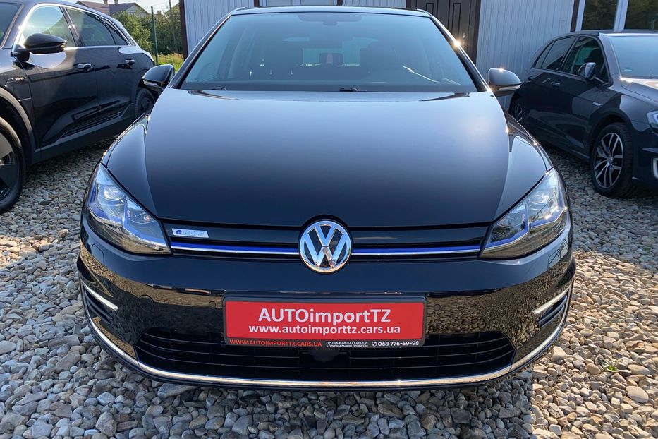 Продам Volkswagen e-Golf FullLED Dynaudio МадридR17 ССS 2020 года в Львове