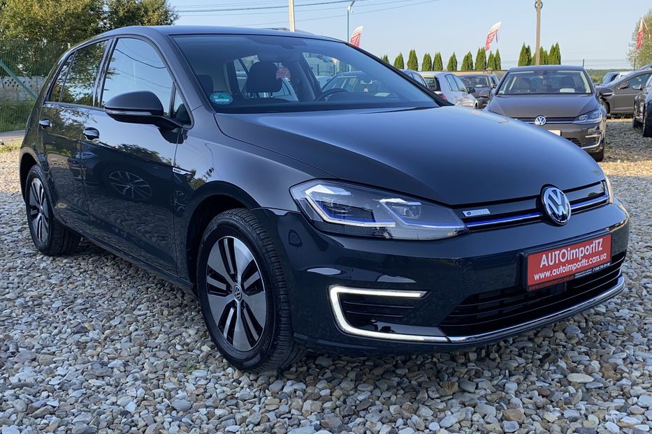 Продам Volkswagen e-Golf Тепловий,LED ПАНЕЛЬ,Камера 2020 года в Львове