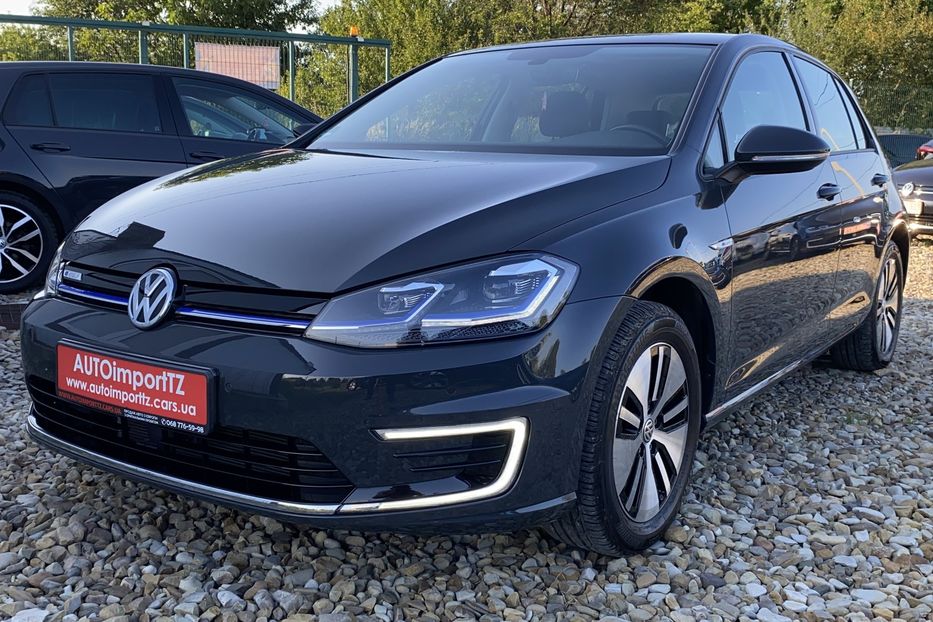 Продам Volkswagen e-Golf Тепловий,LED ПАНЕЛЬ,Камера 2020 года в Львове