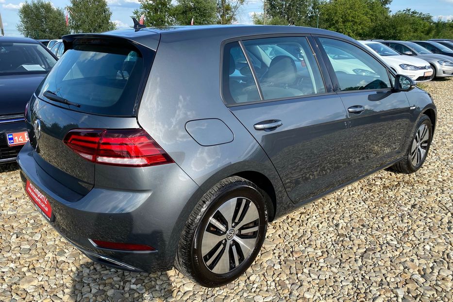 Продам Volkswagen e-Golf ПідігрівсидіньCockpitCCSКолеса 2020 года в Львове