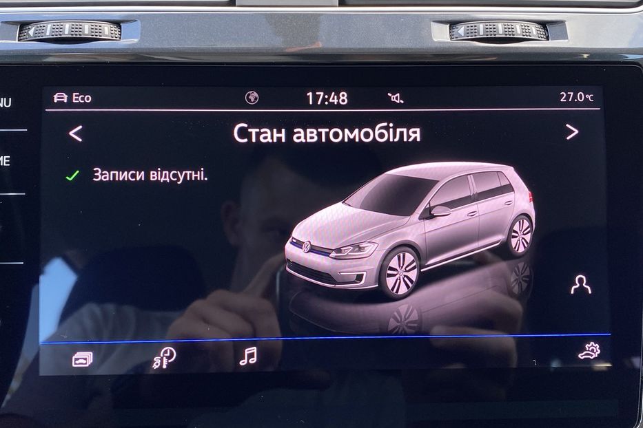 Продам Volkswagen e-Golf ПідігрівсидіньCockpitCCSКолеса 2020 года в Львове