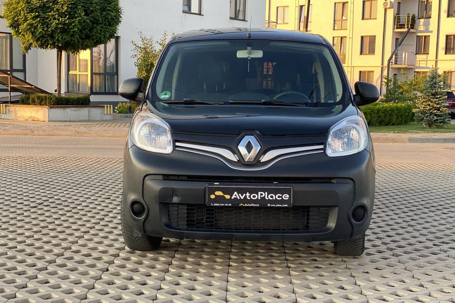 Продам Renault Kangoo пасс. Maxi 2016 года в Луцке