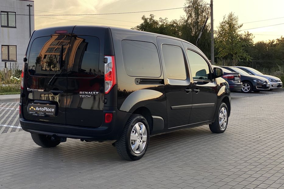 Продам Renault Kangoo пасс. Maxi 2016 года в Луцке