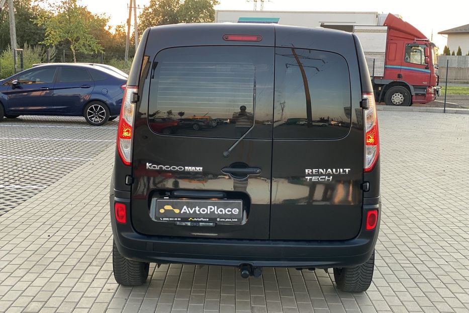 Продам Renault Kangoo пасс. Maxi 2016 года в Луцке