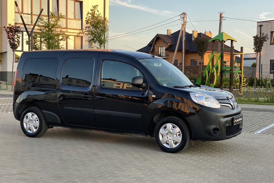 Продам Renault Kangoo пасс. Maxi 2016 года в Луцке