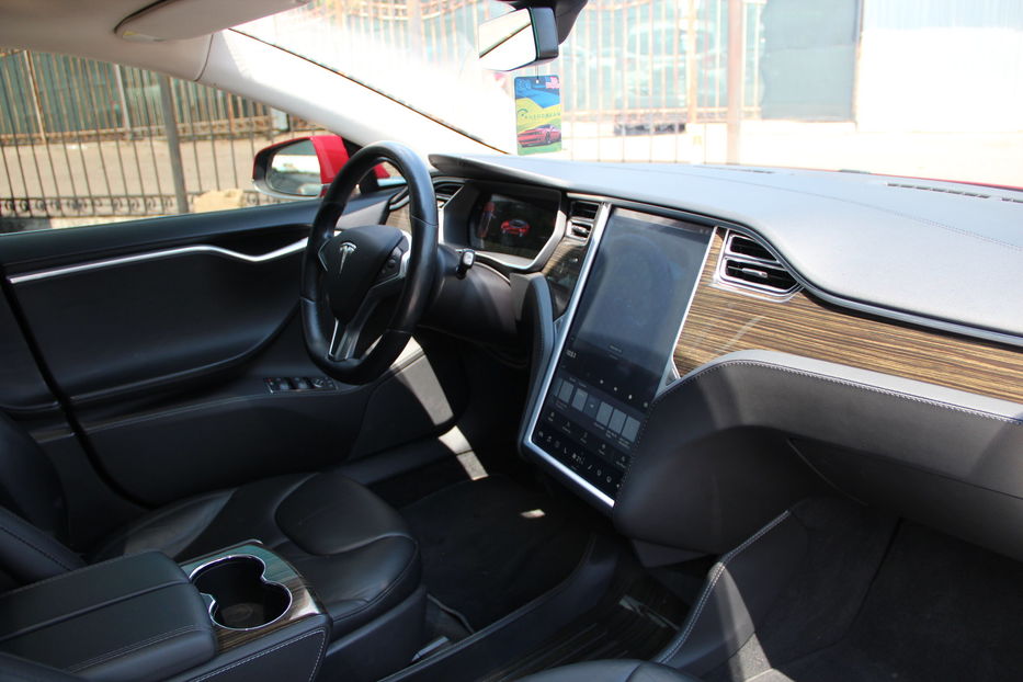 Продам Tesla Model S 85 D 2015 года в Одессе