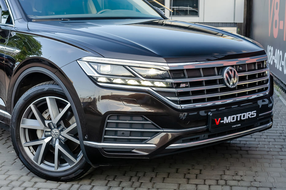 Продам Volkswagen Touareg 3.0TDI  2018 года в Киеве