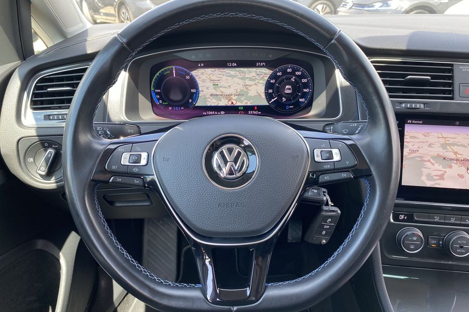 Продам Volkswagen e-Golf Тепловий,FULL LED,Круїз,Колеса 2020 года в Львове