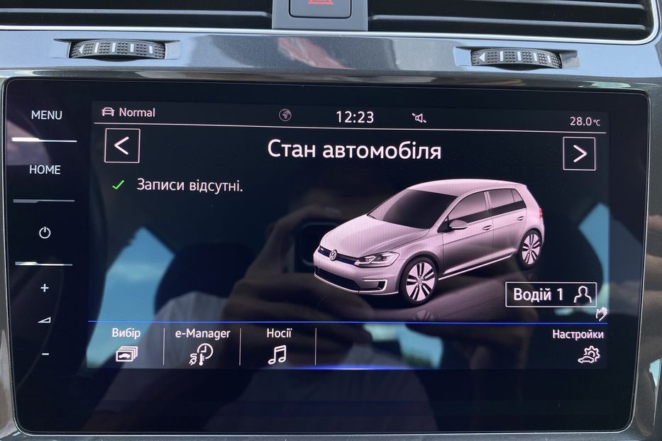 Продам Volkswagen e-Golf Тепловий,FULL LED,Круїз,Колеса 2020 года в Львове