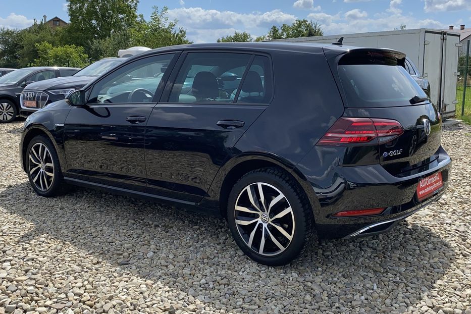 Продам Volkswagen e-Golf Full LED,Круїз,Безключов,Шкіра 2019 года в Львове