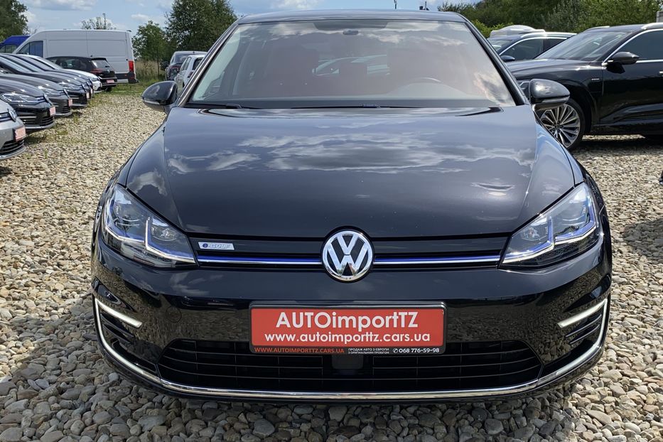 Продам Volkswagen e-Golf Full LED,Круїз,Безключов,Шкіра 2019 года в Львове