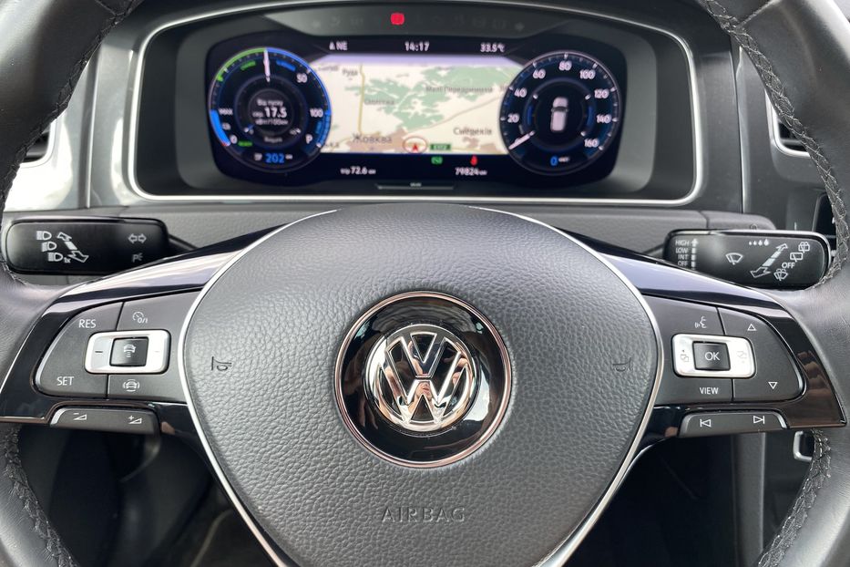 Продам Volkswagen e-Golf Full LED,Круїз,Безключов,Шкіра 2019 года в Львове