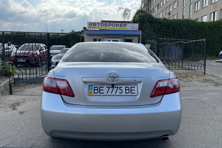 Продам Toyota Camry Oficial 2006 года в Николаеве