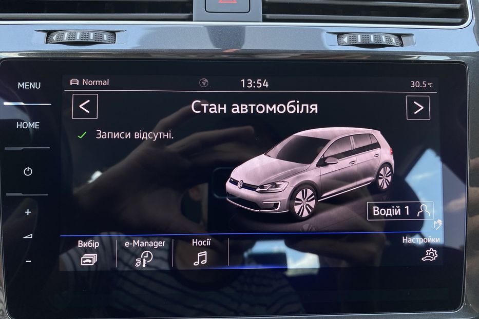 Продам Volkswagen e-Golf ТЕПЛОВИЙ, LED ПАНЕЛЬ 35.8 kWh  2020 года в Львове