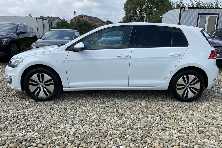 Продам Volkswagen e-Golf 35.8kWh,136к.сТепловий насос 2019 года в Львове