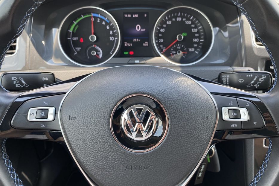 Продам Volkswagen e-Golf 35.8kWh,136к.сТепловий насос 2019 года в Львове