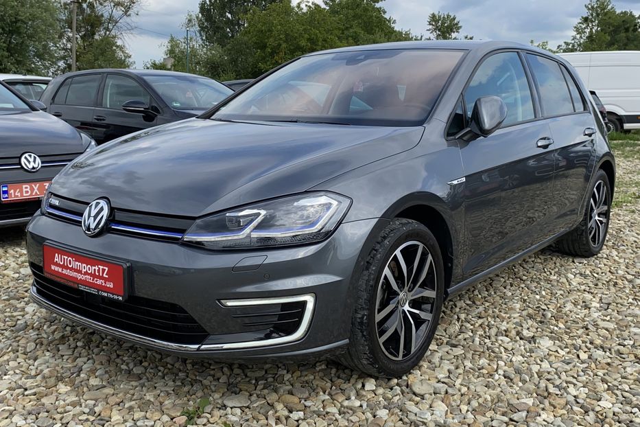 Продам Volkswagen e-Golf FULL LED,Шкіра,Дюнаудіо,Круїз 2020 года в Львове