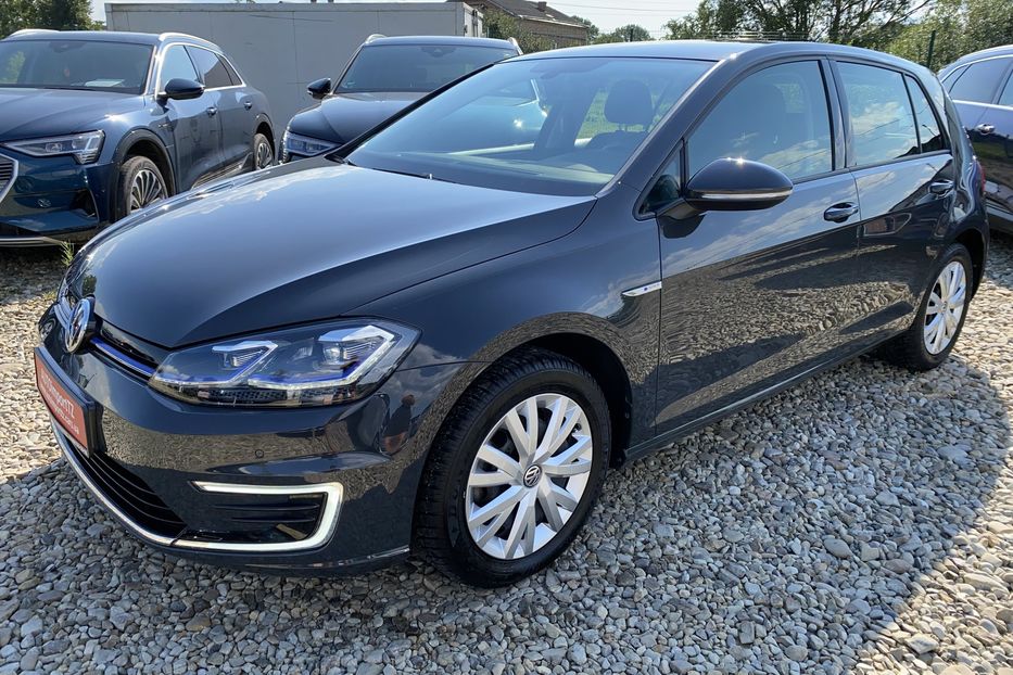 Продам Volkswagen e-Golf CCS+Комплект ориг. л-х дисків 2020 года в Львове