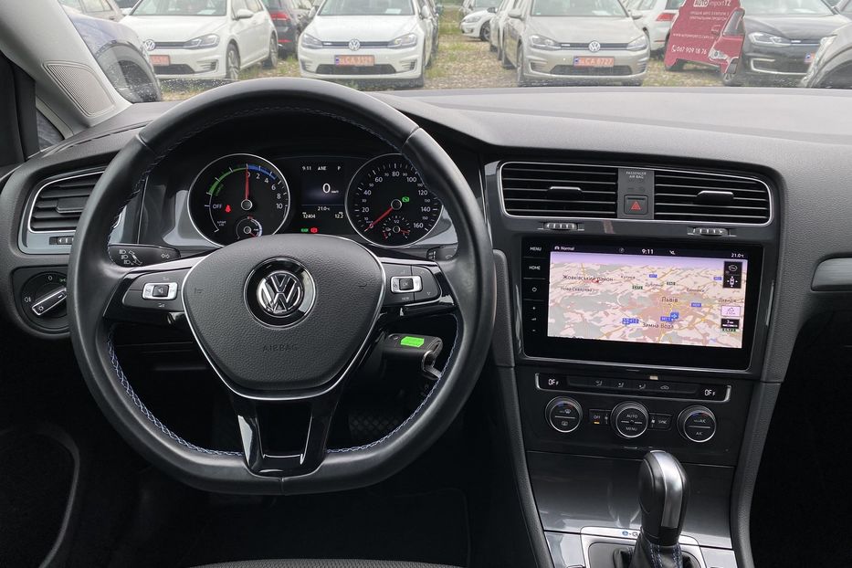 Продам Volkswagen e-Golf CCS+Комплект ориг. л-х дисків 2020 года в Львове