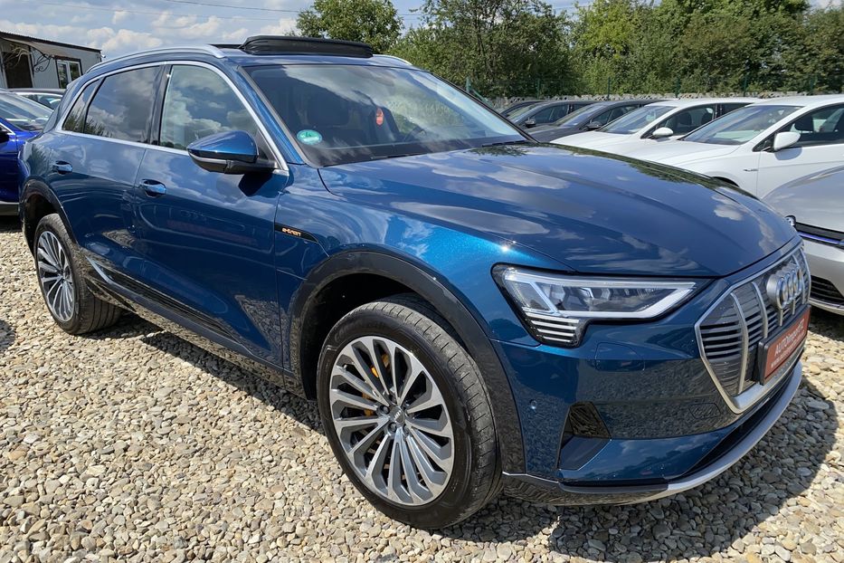 Продам Audi E-Tron Максимальна комплектація 2019 года в Львове