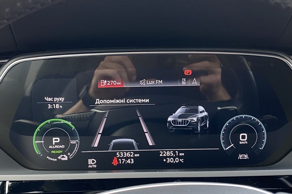 Продам Audi E-Tron Максимальна комплектація 2019 года в Львове