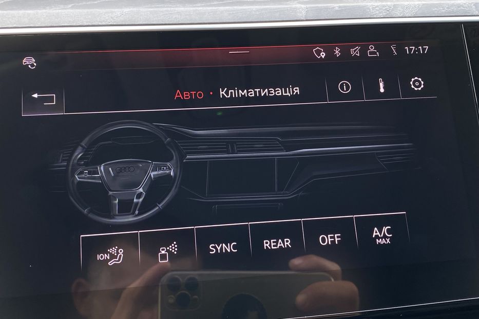 Продам Audi E-Tron Максимальна комплектація 2019 года в Львове