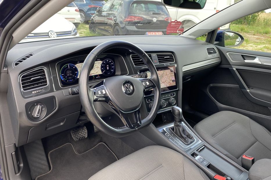 Продам Volkswagen e-Golf Full LED DYNAUDIO Підсвітка 2020 года в Львове