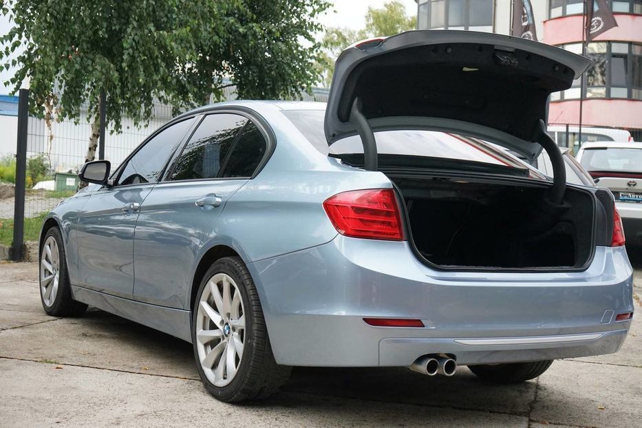 Продам BMW 328 Modern 2012 года в Черновцах