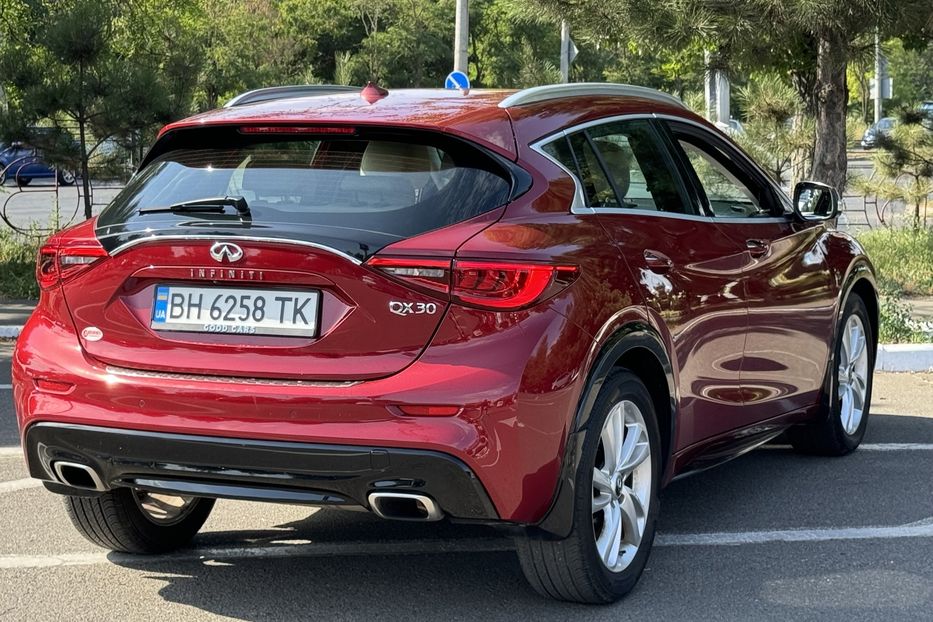 Продам Infiniti QX30 Bose 2016 года в Одессе