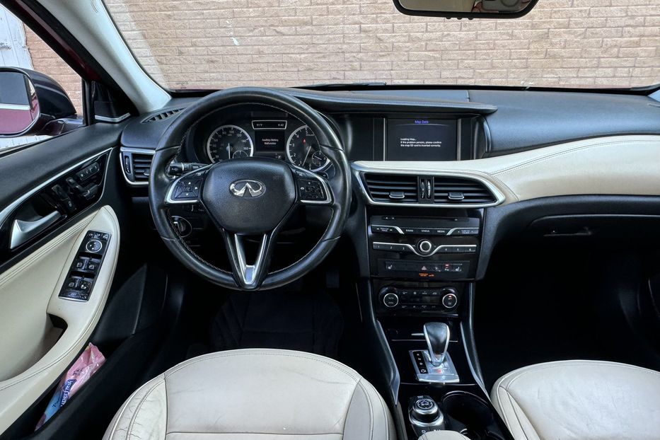 Продам Infiniti QX30 Bose 2016 года в Одессе