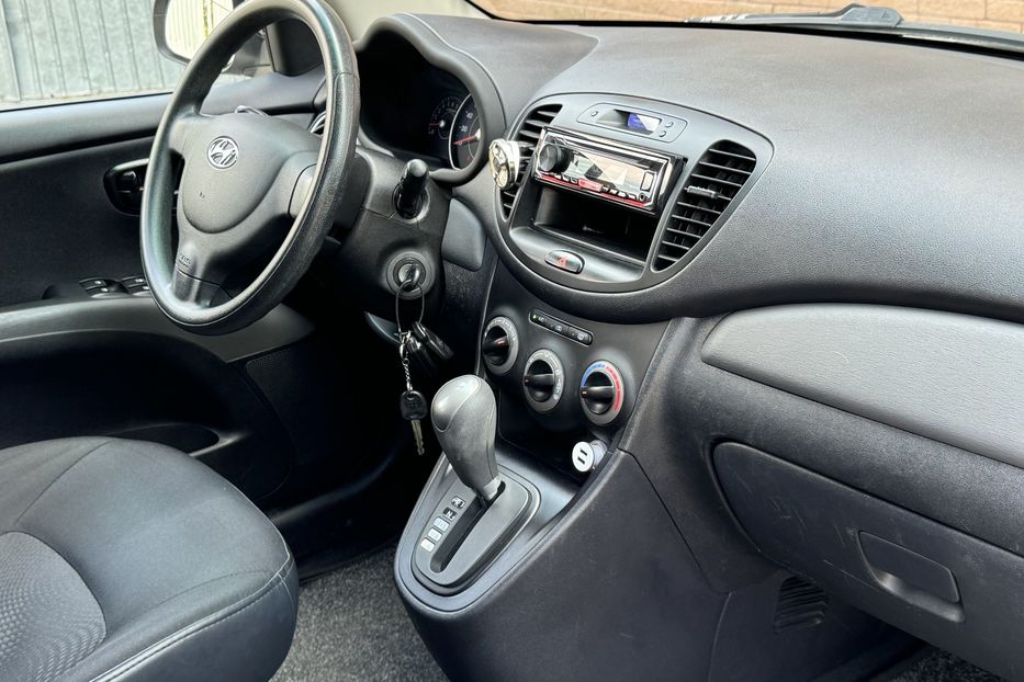 Продам Hyundai i10 Official 2013 года в Одессе