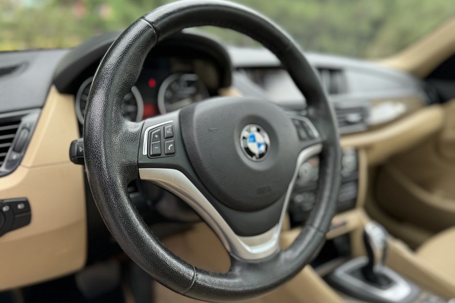 Продам BMW X1 2013 года в Одессе