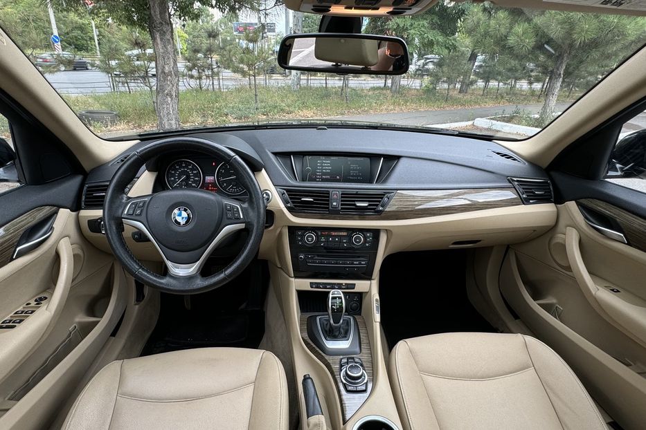 Продам BMW X1 2013 года в Одессе