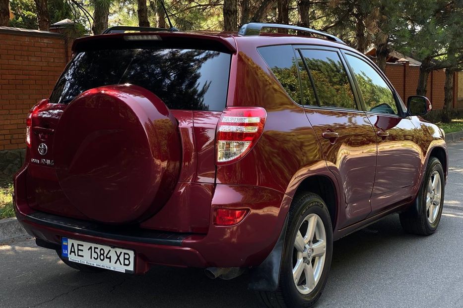 Продам Toyota Rav 4 2010 года в Днепре