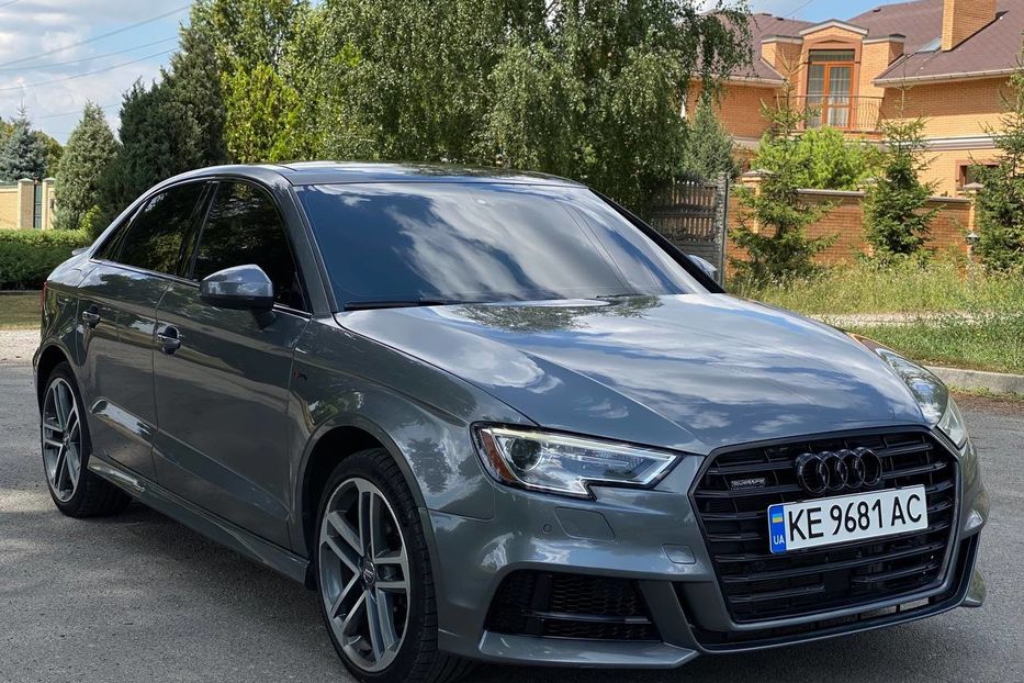 Продам Audi A3 2017 года в Днепре