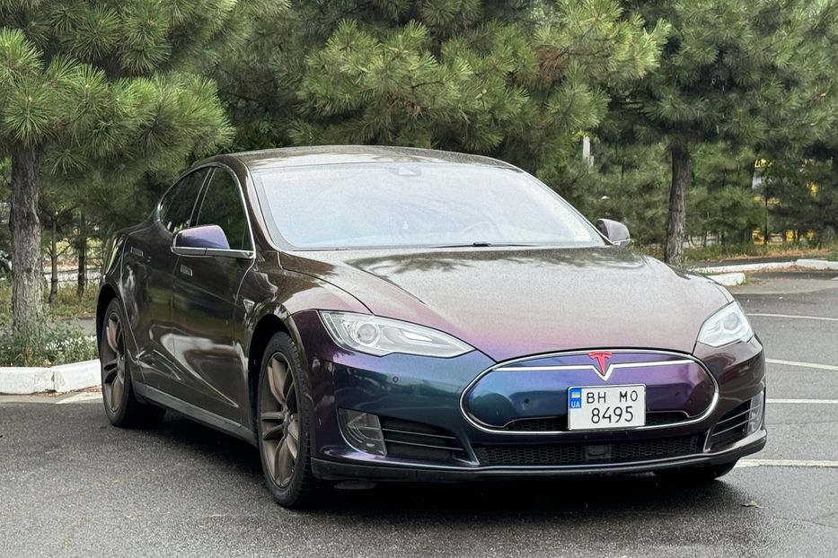 Продам Tesla Model S 2015 года в Одессе