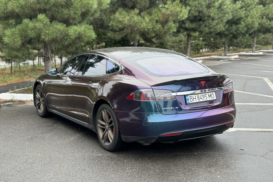 Продам Tesla Model S 2015 года в Одессе