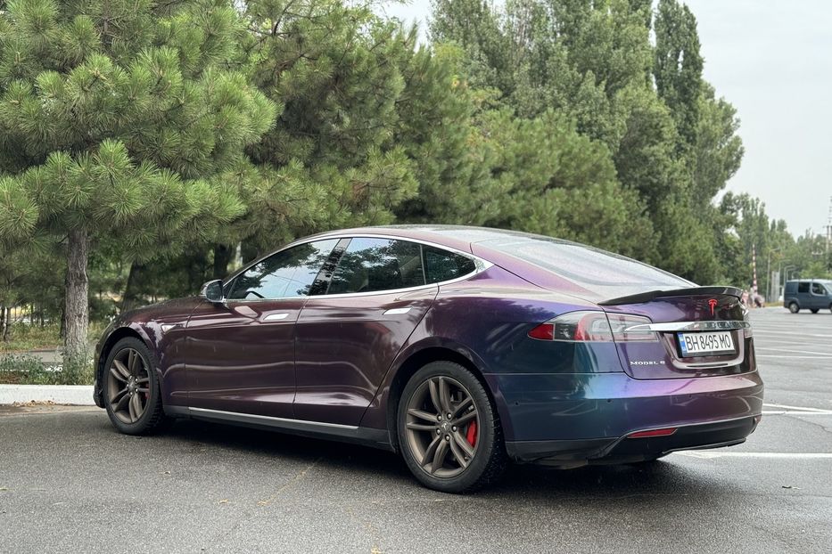 Продам Tesla Model S 2015 года в Одессе