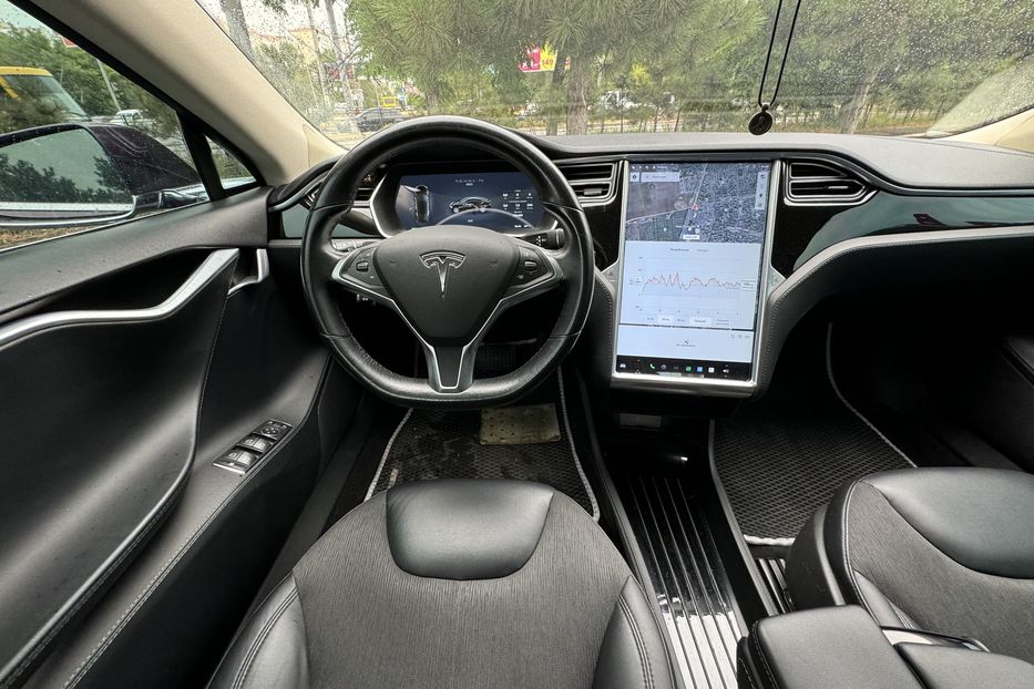 Продам Tesla Model S 2015 года в Одессе